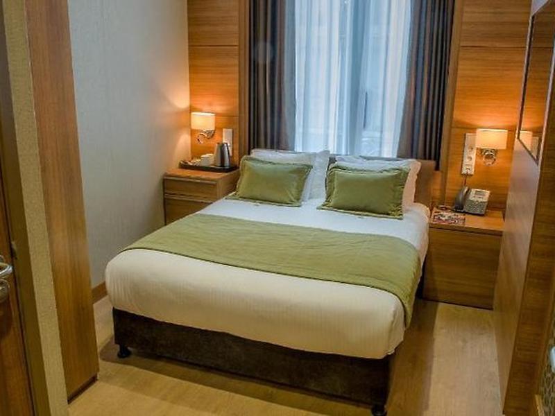 B98C8AD443EB7A2ACBCC99B295AEFF17