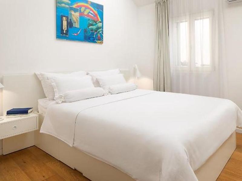 BB5094ACF8E06890F3449B6D0D3434C3