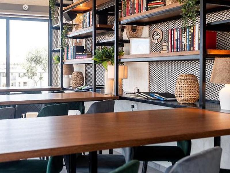 84F73DD52916E8312E2143E9AF277F5E