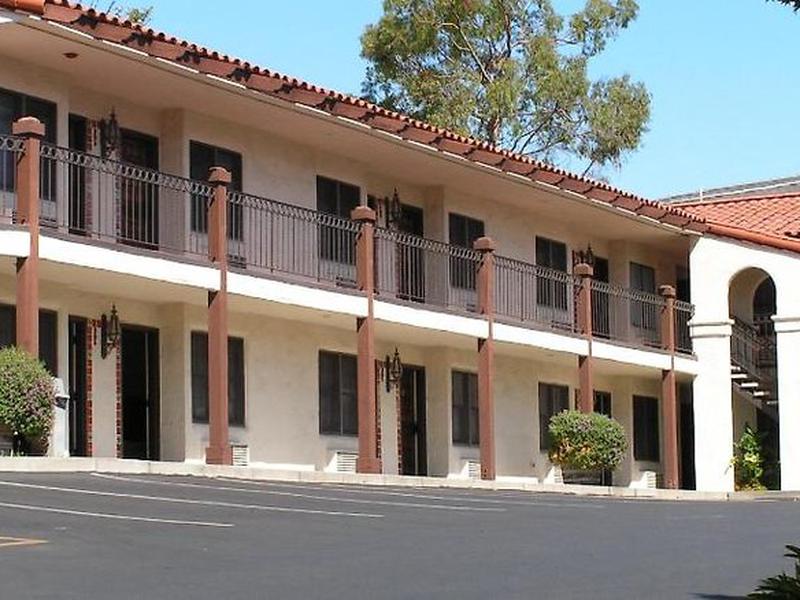 FB4BC84ACB5A570EA2186A90BA9DD15A