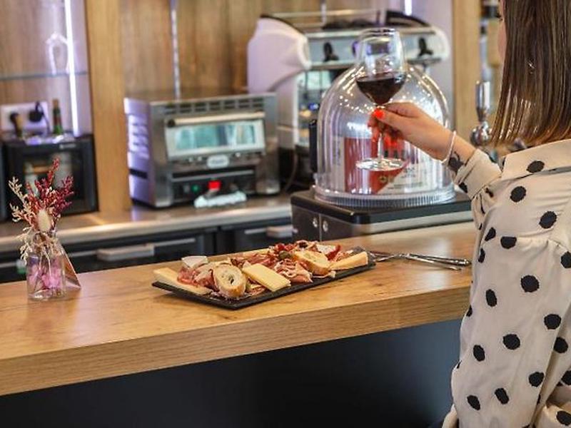 BD8AEBAB0159BB3BD05ACF36814020F9