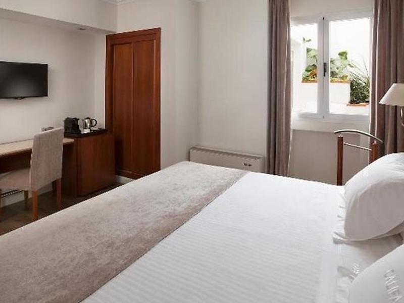 C0EC18EC87A01F5D2DFA55F56902D258