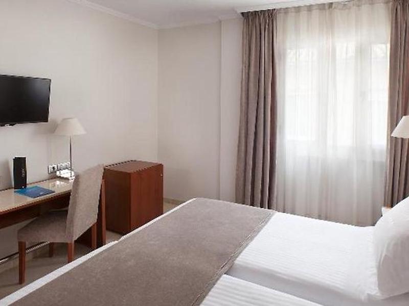 A0D2A0581F43EB6246546B6E56D61A72