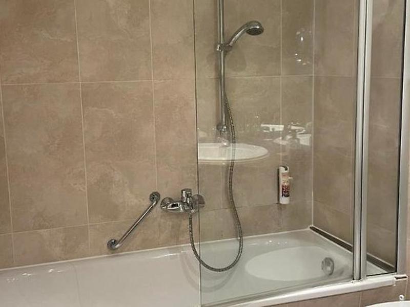 B4E46D1DB1435EB1A701BAFF59CFA479