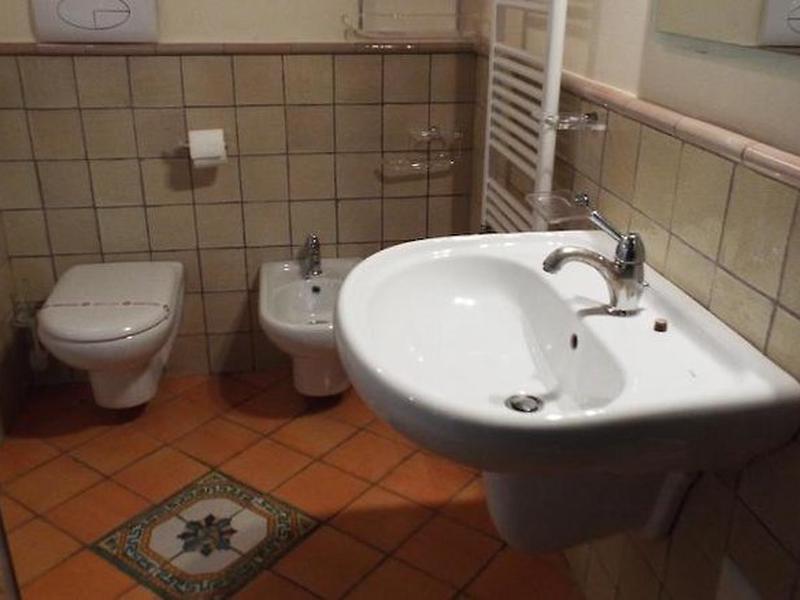 613249C9A3CC66241FB193FDCFDF0A0B