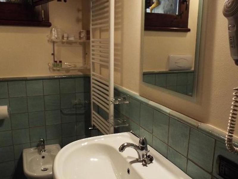 7FDEF714053423A0E14A5CBA9C1E67A1