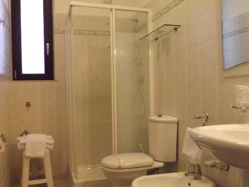 41F6A26B4029343F94632D4E827F0BE2