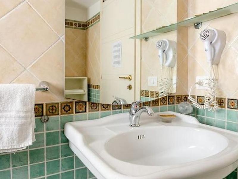 A764BAB2CC4C933A9BEBA6FA4E1A0B93