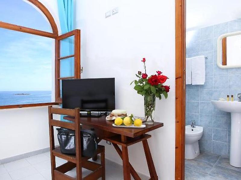 DC160D72D22449C0C11A0D87DFA7181E