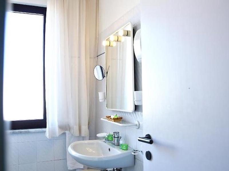 92C6C8B66C4D6D7C4CA2E9F1C589CD52