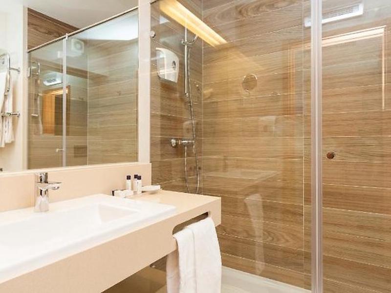 85B08ECAC6CC0E686B3AD02298F39E48