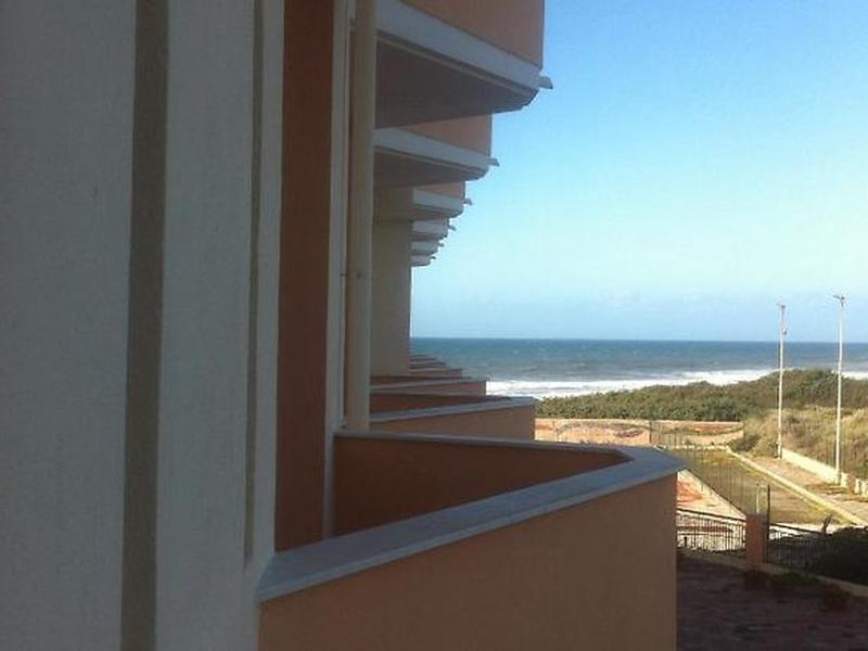 59570FEB0E979B2EEBB2C053B6C8D614