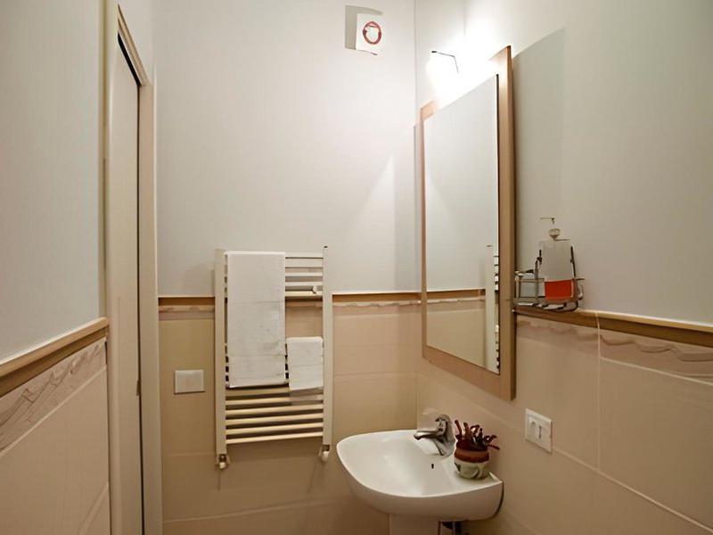 76E2CA40362E48167FC514D7F18652D9