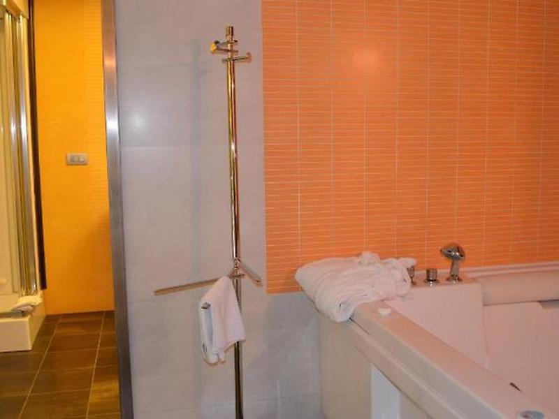 D2B1F42FC5015559F39476E8EB97F48E