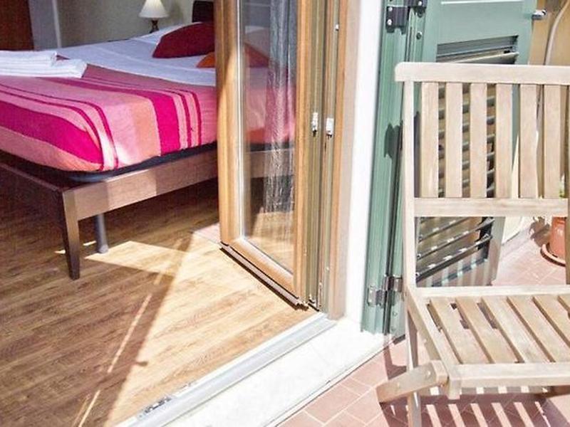 C4EE5D56FE9A9B442E20AB85B89558E9