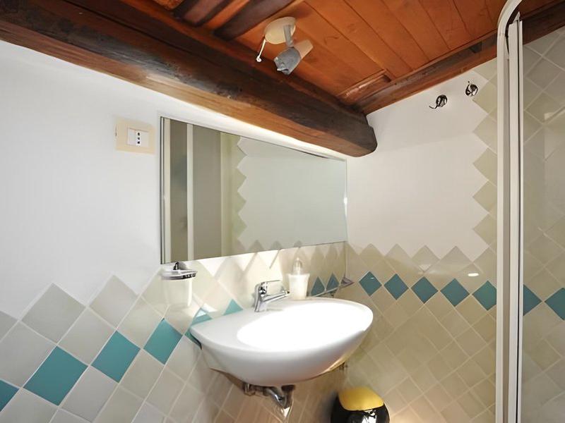 3B2C76F2C56EFF83D55C787F5F025F75