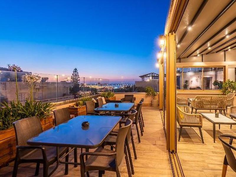 4F76EF1345D8E9ED71D3376B980F9AD2