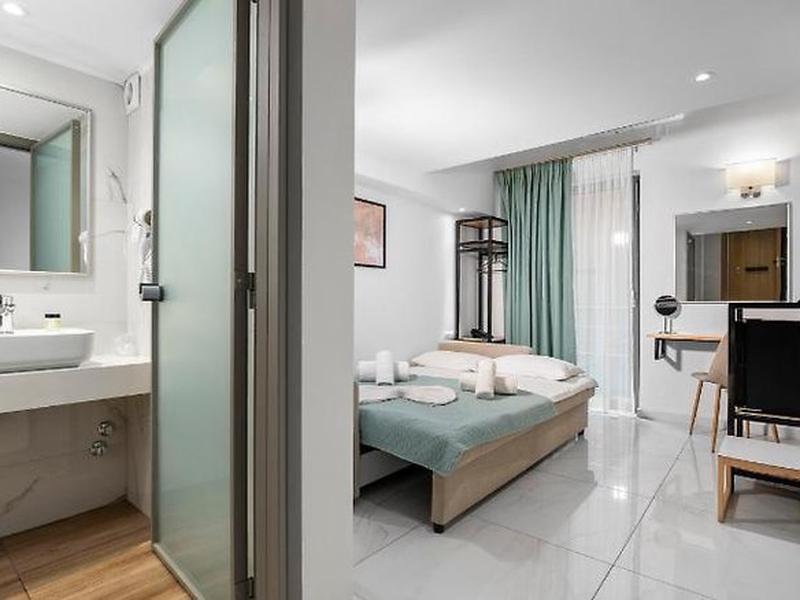 581685A9642030ABBBB6CCC282735F34