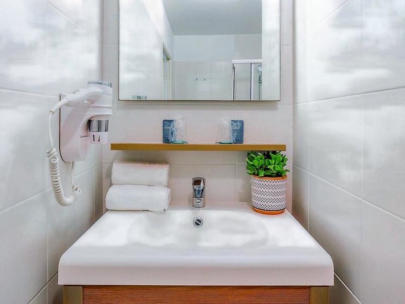 F076285420A770C8C1FDA8C5C206C469