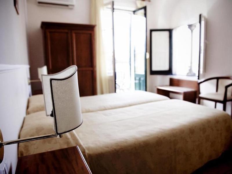 D574C108E2158B1D1BC1BBCA04C16324