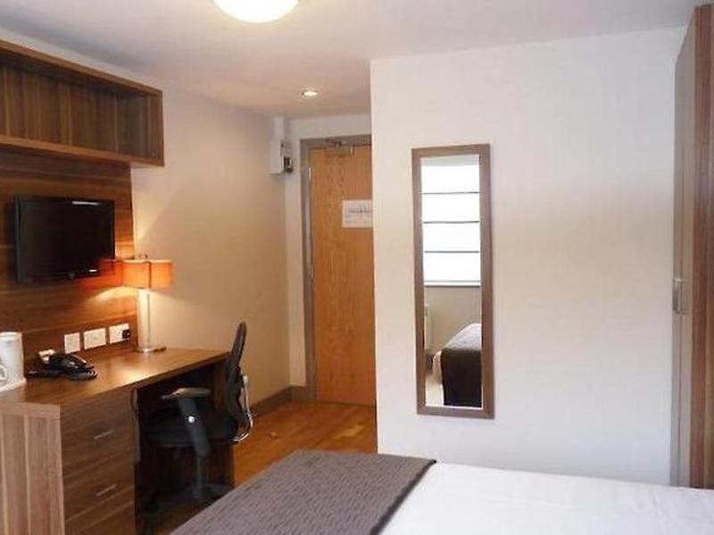 99BA0A106D1AEE30BD61DB43FF52D918