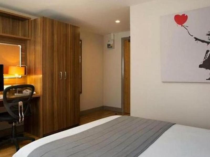 FF2FEBB1746A1B9970BB13ABB45F3B17