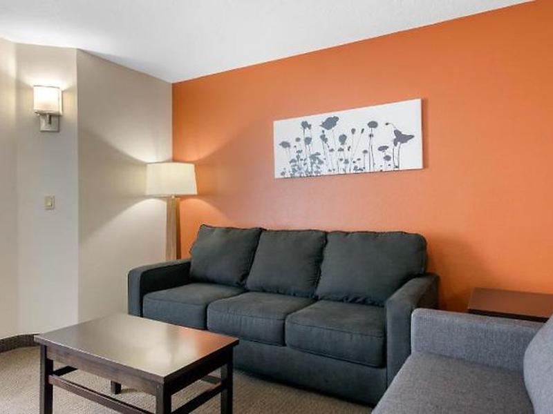 B0D140E8E37936060A7CA8A64194826D