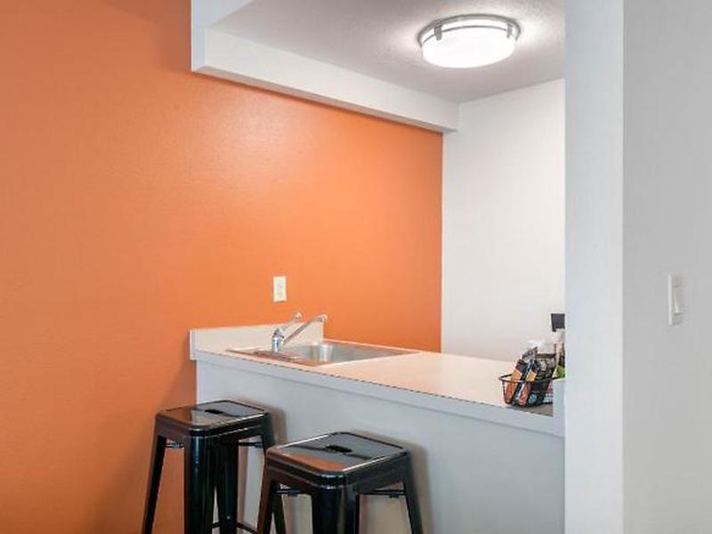 51C2A024230B9E53C2B978F0D83FAD1E