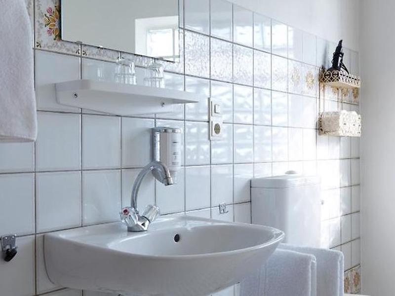 8851907BD0ABF8E04F11FE3EED274C7C