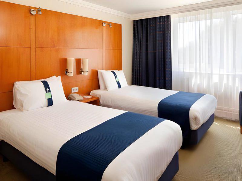 BAF3C981D1FFC0DF0BBB9326B3A911B8