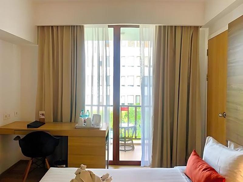 FDFA3FD4BA1D00B5E3B09FB7103AB2BC