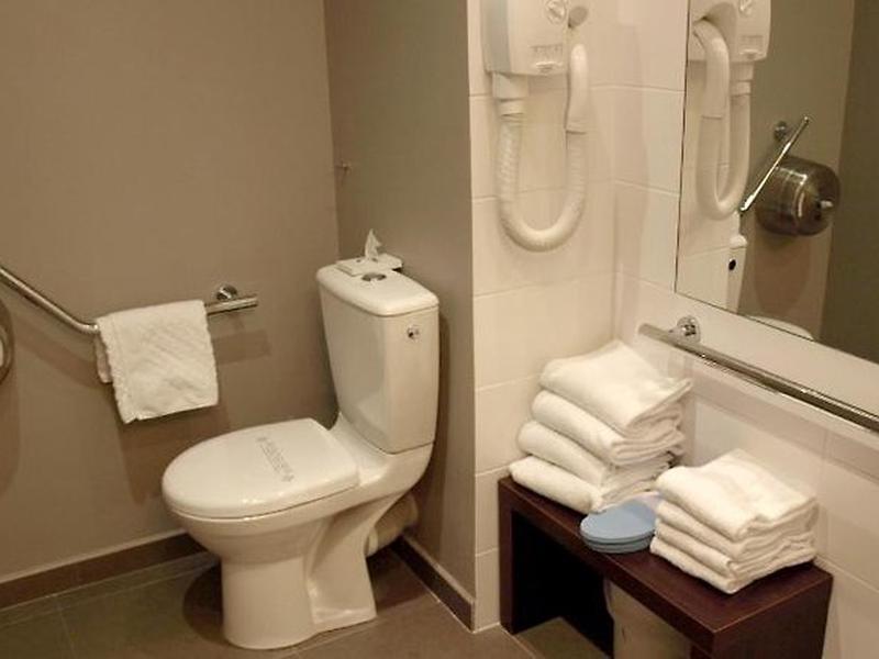 7918A653E84F6A5264FC8DDC45D49304