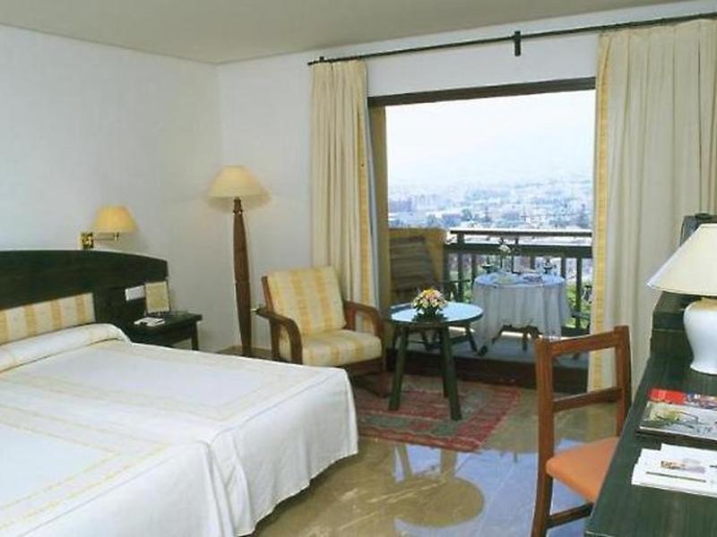 2D984471F9A2E6928EBA4B0B8A2B80BE