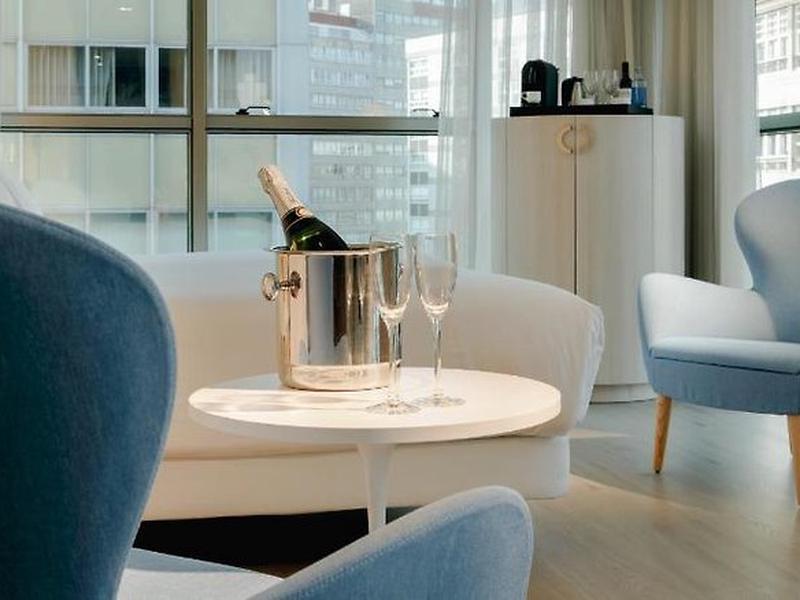 6A71766B3944C19B66CBA54A85354C03