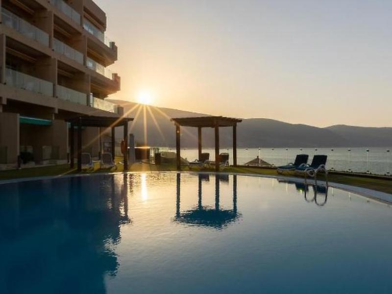 9CD16E268B03DC3D787BD80F74076305