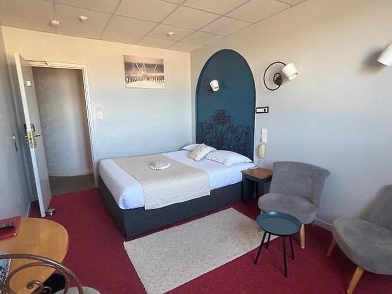 92A5153FE8B4A653F1FE5BBAA44CA4E5