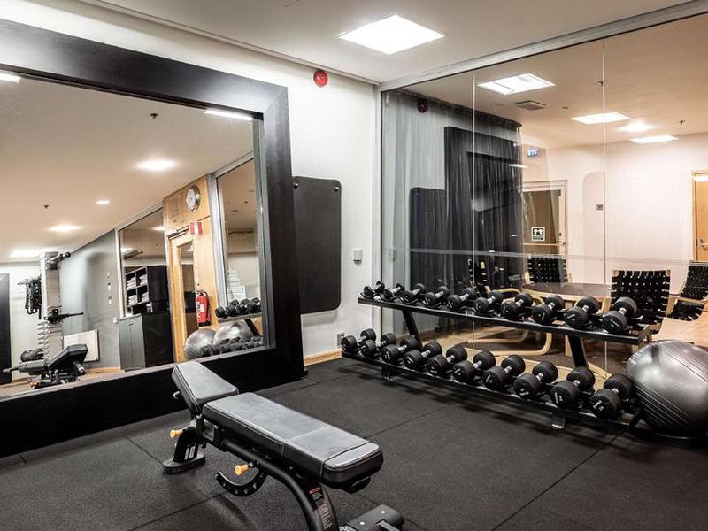 43E7F798438895F4848F34F9A58C6E71