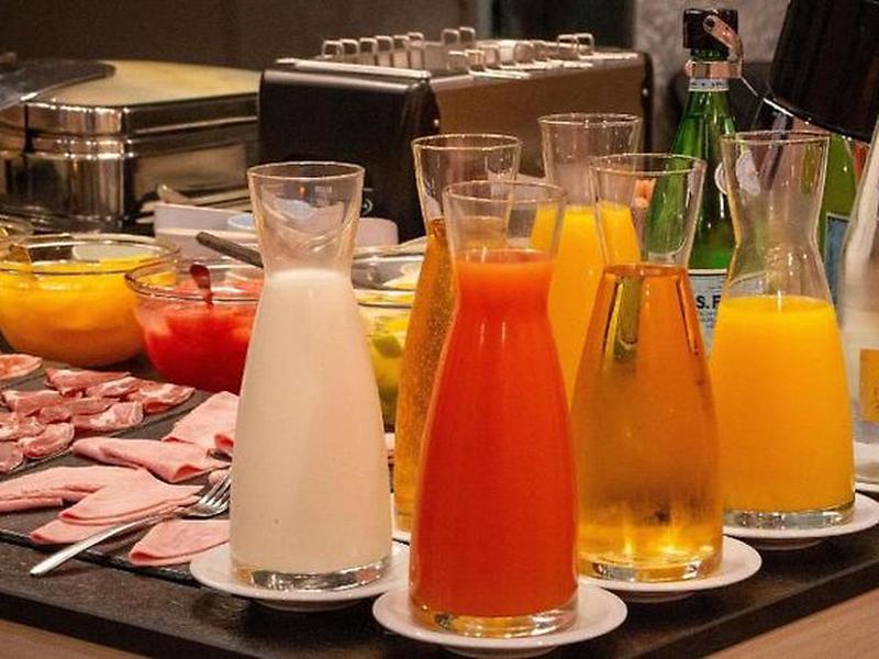 EE7576636A89E9468E25F5AA2D0B564C