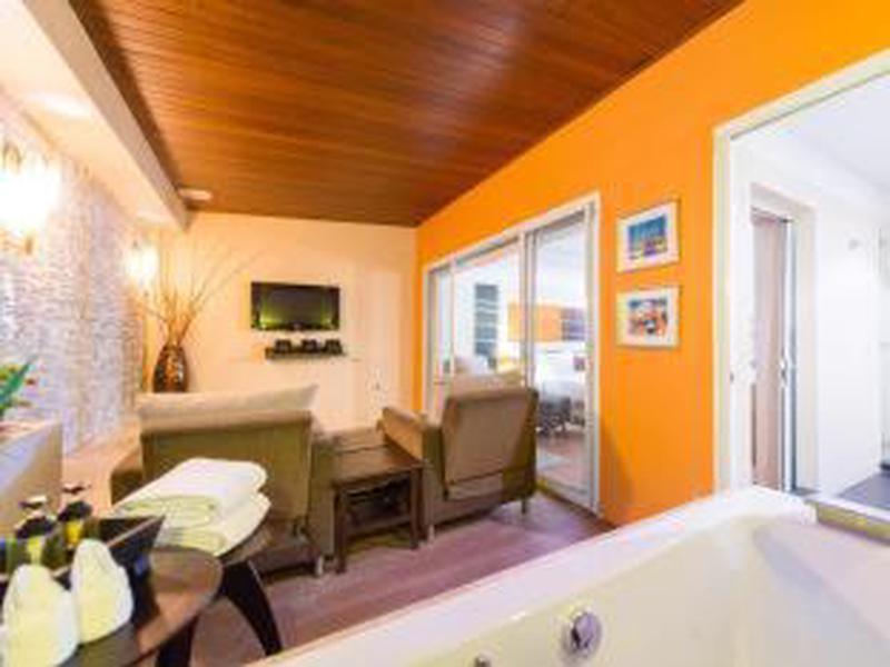 72121AE7668C78513F5A78564E85CC44