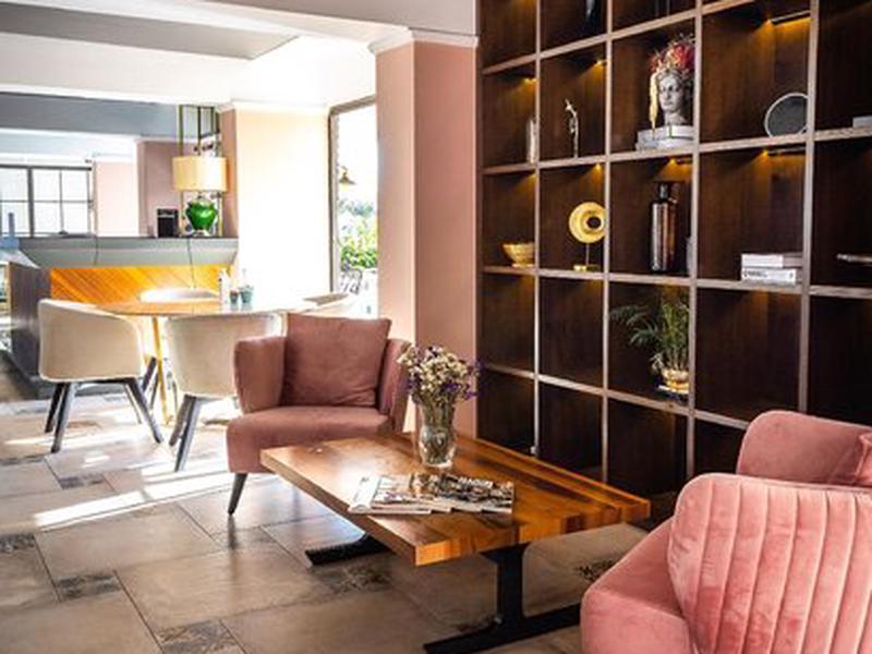 FF7CDE72562F63CC01B492FBE6F2EDD3