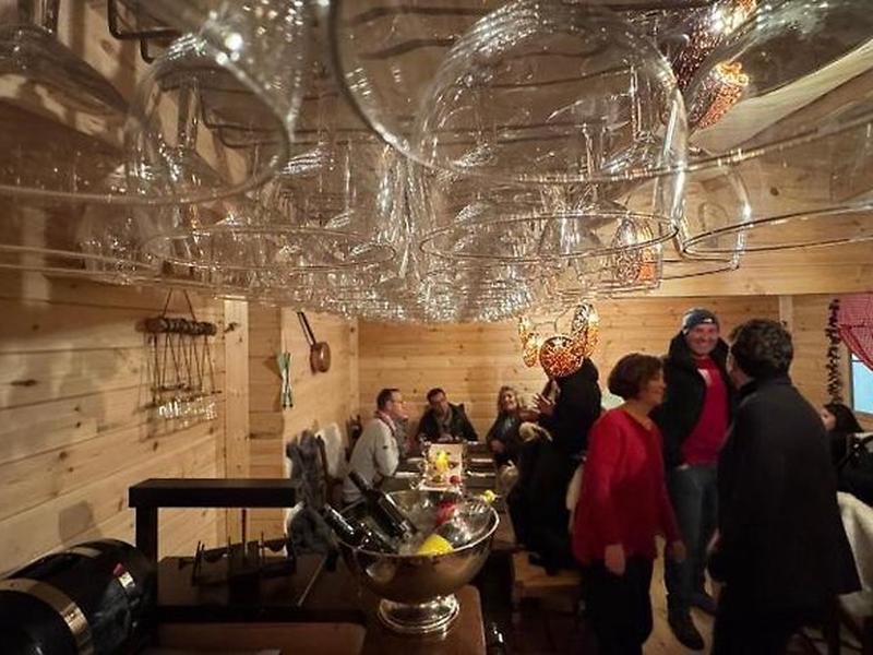 87B55A7C2F7F760EDCBDABA668B062F2