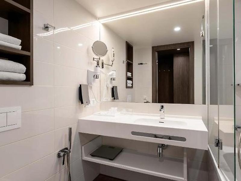 C1F520CE4E8DABCDD33936ABA4EB8CA2