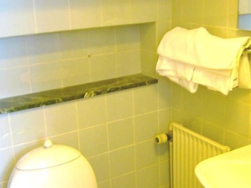 7EF94C542F75CE44C00FF287530DA421