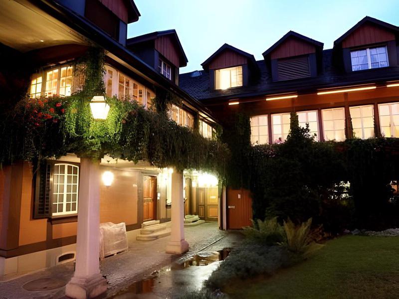 2C5A43D09E7B4D65381232F683E56143