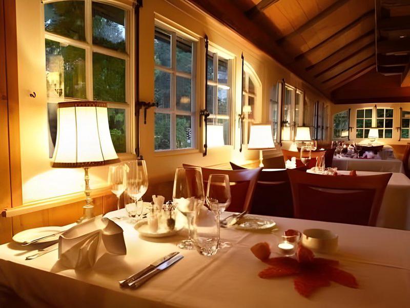 1121B6E65A4DD1F7D8D28BE4C2A46CCC