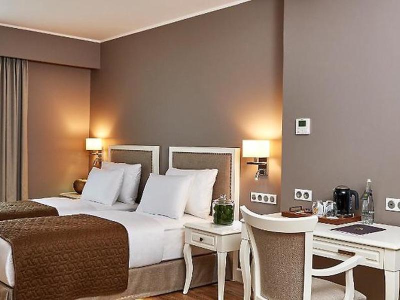 F1A3EF634B74743E013552BD0F3B577B