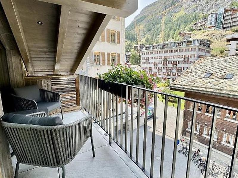 45F7EC3A00BC3D26E92E1C11E7844233