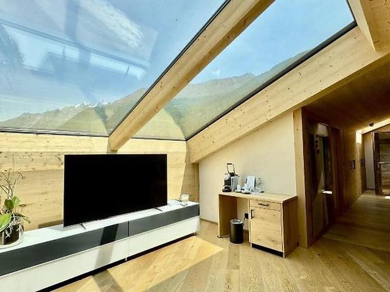 B3BBEA1D0E99D0CFDC39E28B88EC696A