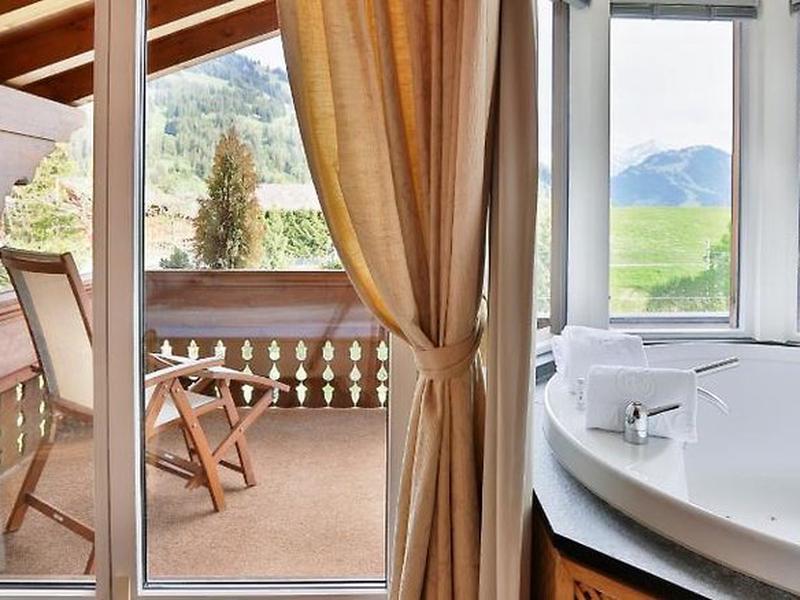 656BF8AC729B4A015CA99B38E229F1AC