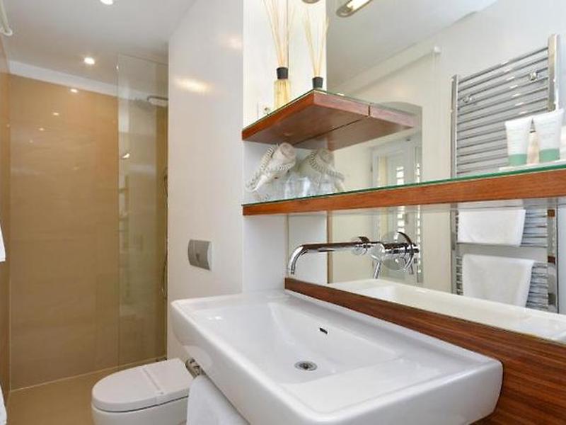 DD2A6BC6B178ED96657ECEE1E968C264